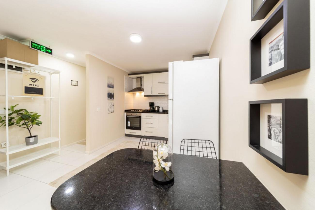 Lovely Flat Near Hadrians Gate Apartment Antalya Exterior foto
